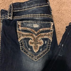 Worn but in good condition Rock Revival jeans sz27